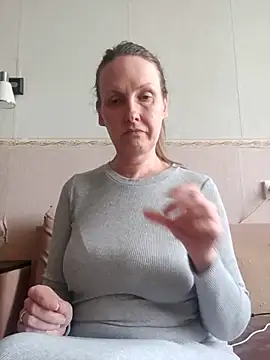 Evelina cute online show from 03.31.26