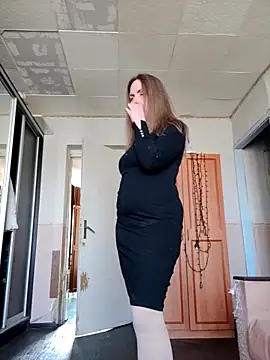 Evelina cute online show from 04.20.26