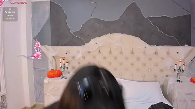 Snapshot of AmberGreyy_ chatting on 10.07.25 AmberGreyy online show from 10.07.25