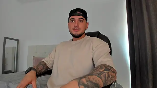 Teilor Creed online show from 12.02.25