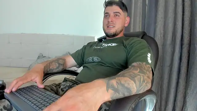 Teilor Creed online show from 04.18.26