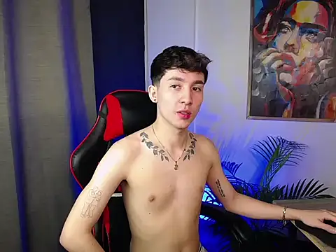 Snapshot of SebasstianGrand chatting on 03.01.25 SebasstianGrand online show from 03.01.25