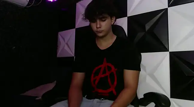 Dani cumboy online show from 01.07.25