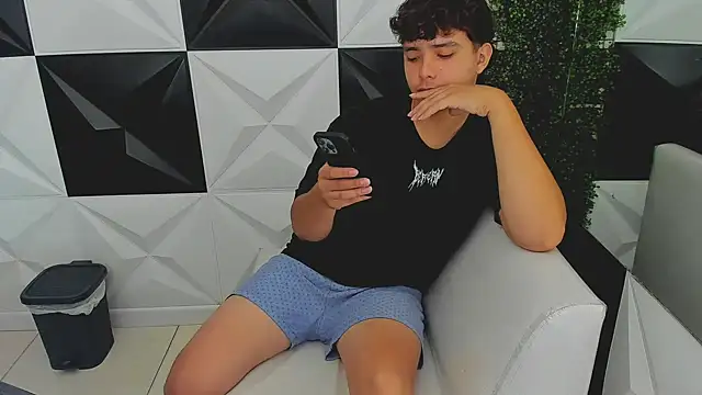 Dani cumboy online show from 10.08.25