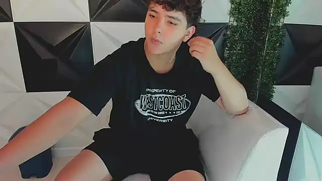 Dani cumboy online show from 10.11.25