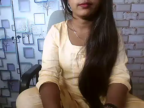 Snapshot of Hot_Naina- chatting on 12.05.24 Hot Naina- online show from 12.05.24