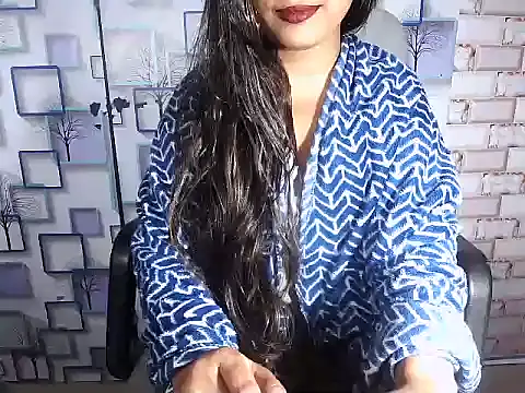 Snapshot of Hot_Naina- chatting on 01.24.25 Hot Naina- online show from 01.24.25