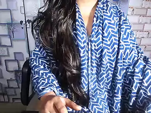 Snapshot of Hot_Naina- chatting on 01.24.25 Hot Naina- online show from 01.24.25