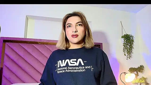 TomLondon  online show from 09.24.25