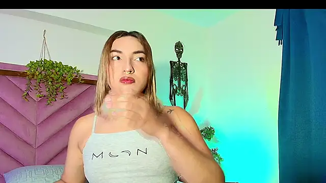 TomLondon  online show from 10.04.25