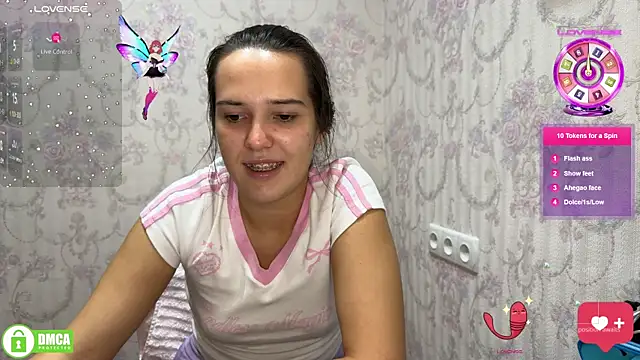 Snapshot of the_princese chatting on 10.10.25 the princese online show from 10.10.25