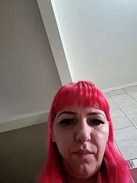 Snapshot of Evadesirex46 chatting on 10.10.25 Evadesirex46 online show from 10.10.25