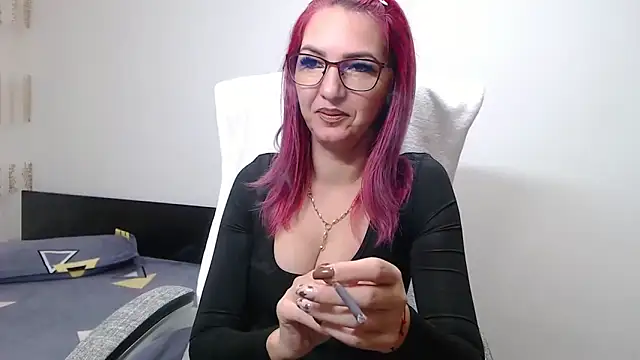 Snapshot of Evadesirex46 chatting on 11.09.25 Evadesirex46 online show from 11.09.25