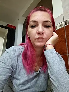 Snapshot of Evadesirex46 chatting on 11.15.25 Evadesirex46 online show from 11.15.25