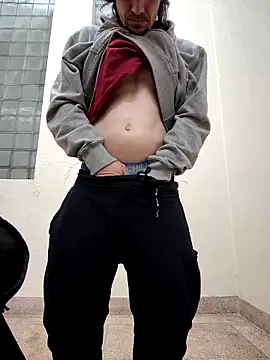 Snapshot of Lilsmokeshow017 chatting on 11.01.25 Lilsmokeshow017 online show from 11.01.25