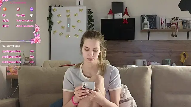 Girl alone home online show from 02.15.25