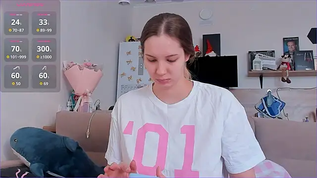 Girl alone home online show from 03.12.26