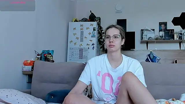 Girl alone home online show from 05.22.26