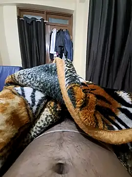 Snapshot of villagb12 chatting on 01.16.25 villagb12 online show from 01.16.25