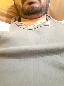 Snapshot of villagb12 chatting on 02.10.25 villagb12 online show from 02.10.25