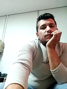 Snapshot of Adana1994 chatting on 01.12.25 Adana1994 online show from 01.12.25