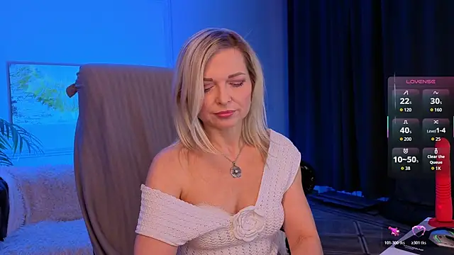 Gloria Lovely online show from 07.16.26