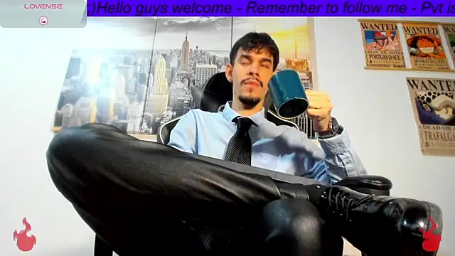 Snapshot of BRAYHAMBROWN chatting on 06.13.26 BRAYHAMBROWN online show from 06.13.26