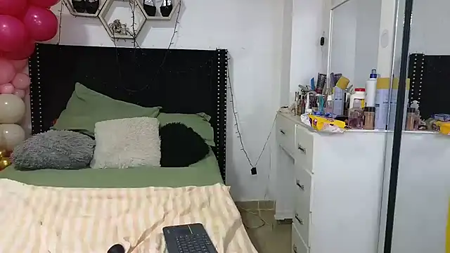 charlotte 077 online show from 02.17.26