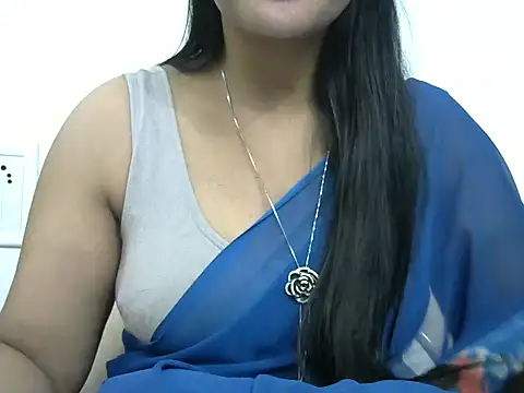 Snapshot of rashmika_reddy chatting on 02.22.26 rashmika reddy online show from 02.22.26