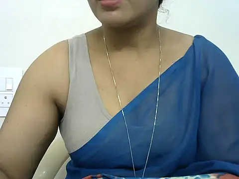 Snapshot of rashmika_reddy chatting on 06.24.26 rashmika reddy online show from 06.24.26