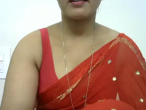 Snapshot of rashmika_reddy chatting on 07.05.26 rashmika reddy online show from 07.05.26