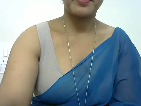 Snapshot of rashmika_reddy chatting on 07.28.26 rashmika reddy online show from 07.28.26