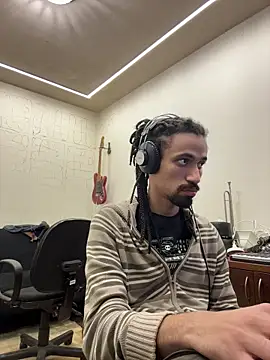 Snapshot of hotcamboy420 chatting on 10.28.25 hotcamboy420 online show from 10.28.25