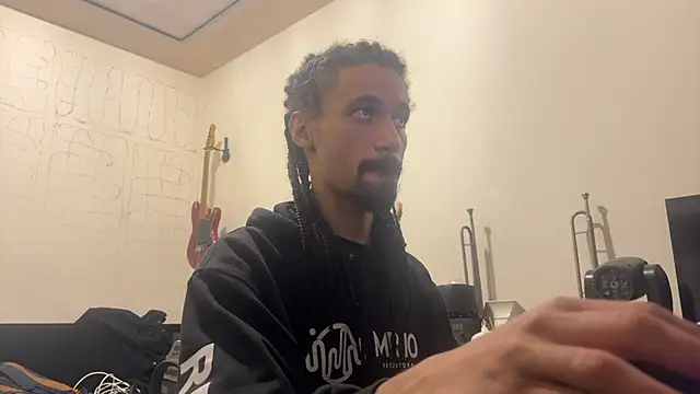 Snapshot of hotcamboy420 chatting on 11.02.25 hotcamboy420 online show from 11.02.25