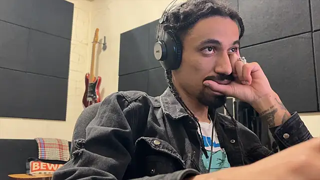 Snapshot of hotcamboy420 chatting on 11.13.25 hotcamboy420 online show from 11.13.25