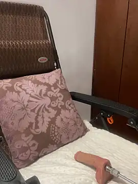 Snapshot of cristal_subin69 chatting on 10.12.25 cristal subin69 online show from 10.12.25