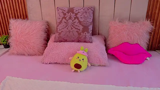 Snapshot of cristal_subin69 chatting on 11.01.25 cristal subin69 online show from 11.01.25