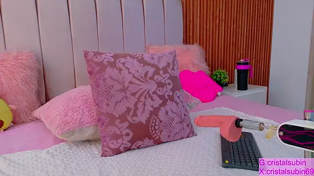 Snapshot of cristal_subin69 chatting on 11.03.25 cristal subin69 online show from 11.03.25