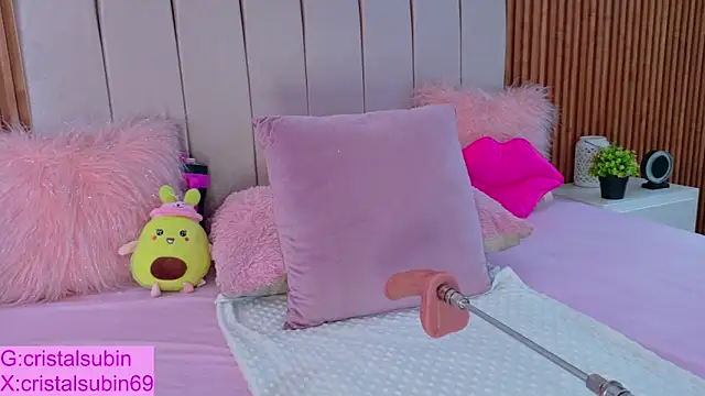 Snapshot of cristal_subin69 chatting on 11.10.25 cristal subin69 online show from 11.10.25