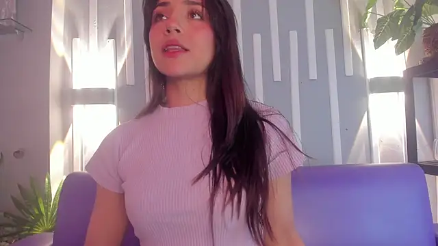 Snapshot of Sophy_SmileSweet chatting on 01.03.25 Sophy SmileSweet online show from 01.03.25