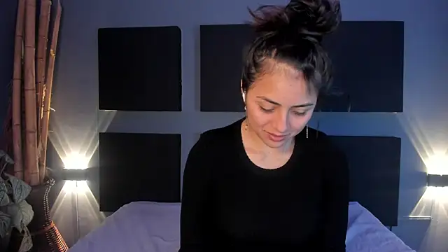 Snapshot of Sophy_SmileSweet chatting on 02.08.25 Sophy SmileSweet online show from 02.08.25