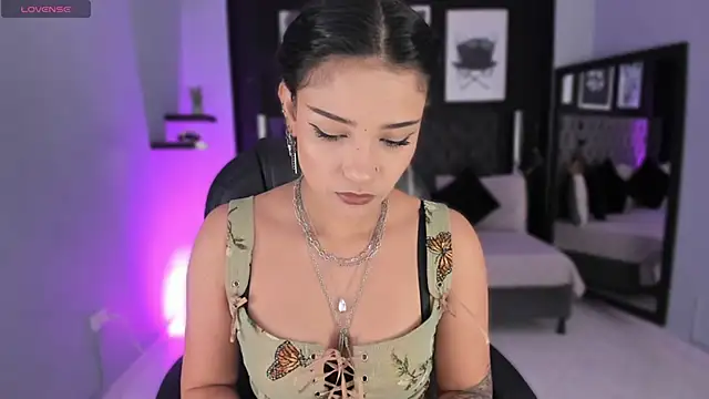 Snapshot of renee_shelby_ chatting on 01.31.26 renee shelby online show from 01.31.26