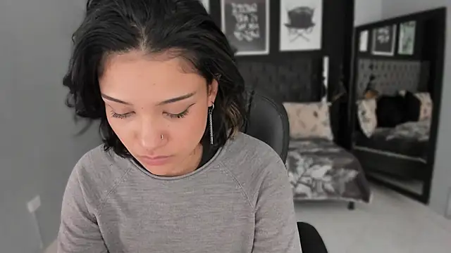 Snapshot of renee_shelby_ chatting on 02.03.26 renee shelby online show from 02.03.26