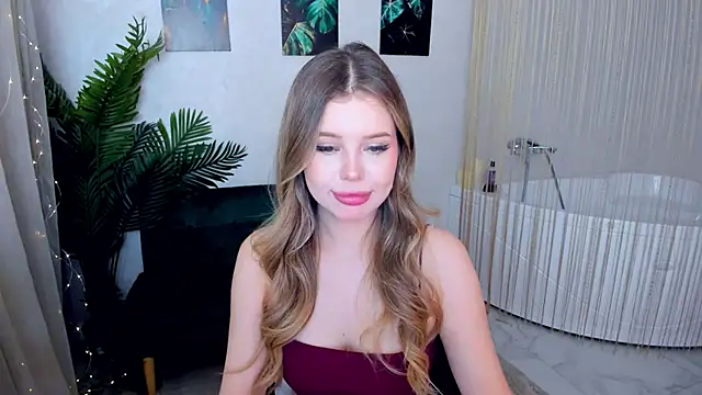 FollowLovee online show from 10.07.25