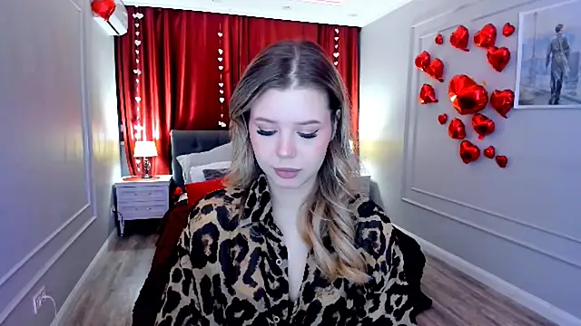 FollowLovee online show from 03.04.26