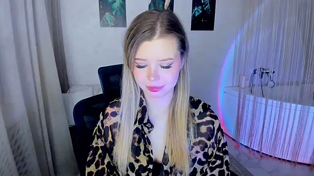 FollowLovee online show from 03.07.26