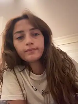 Snapshot of yaprakmericc chatting on 10.19.25 yaprakmericc online show from 10.19.25