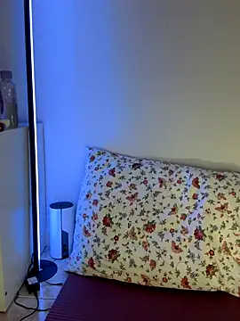 Snapshot of yaprakmericc chatting on 11.04.25 yaprakmericc online show from 11.04.25