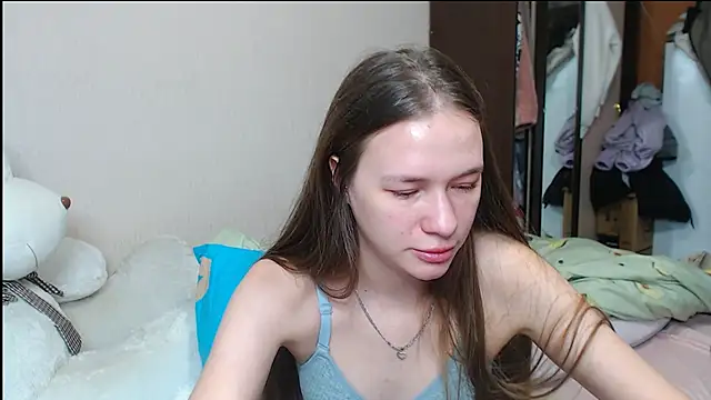 leila bambi  online show from 01.23.25