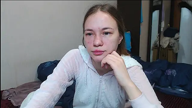 leila bambi  online show from 02.27.25